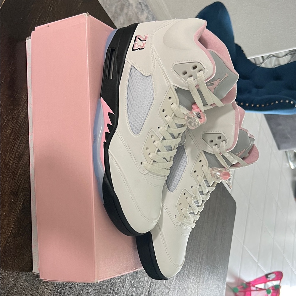 Nike White and Pink Men's Sneakers